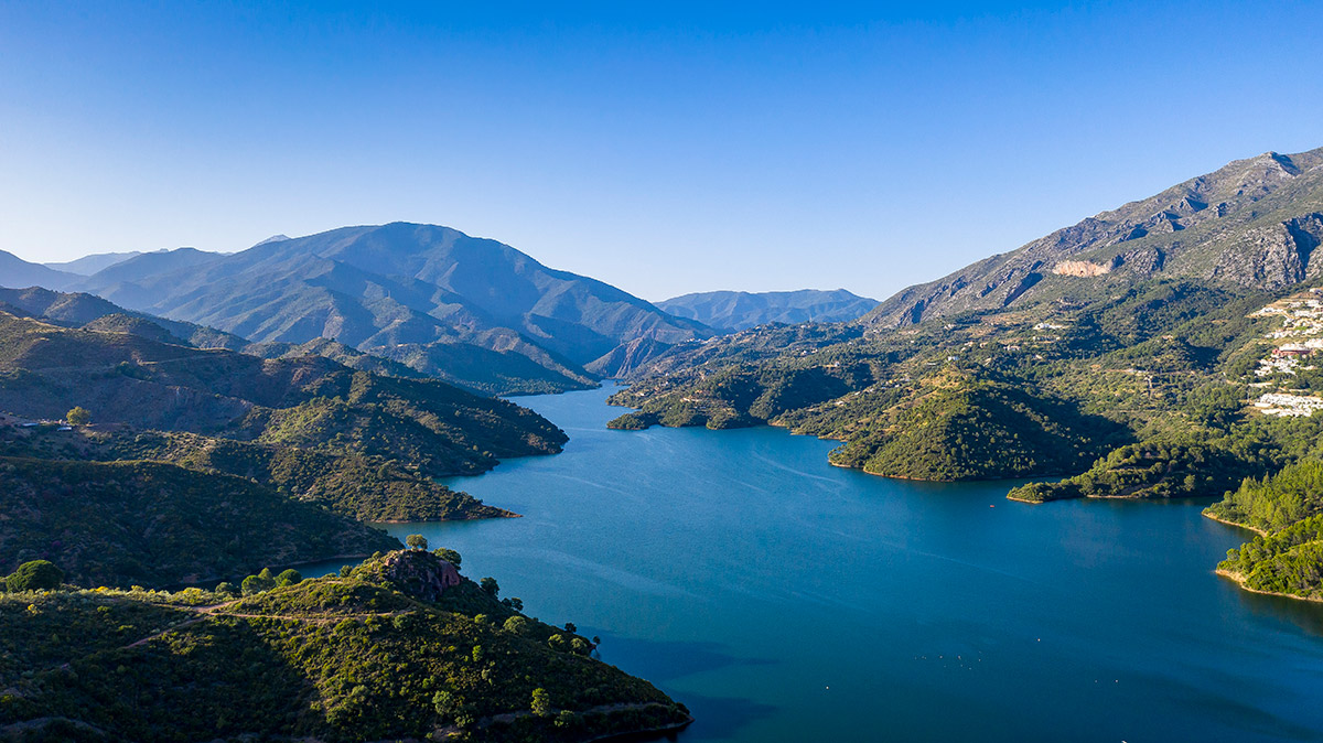 The Istán lake (Embalse de la Concepción) that provides water to Marbella and the surrounding areas