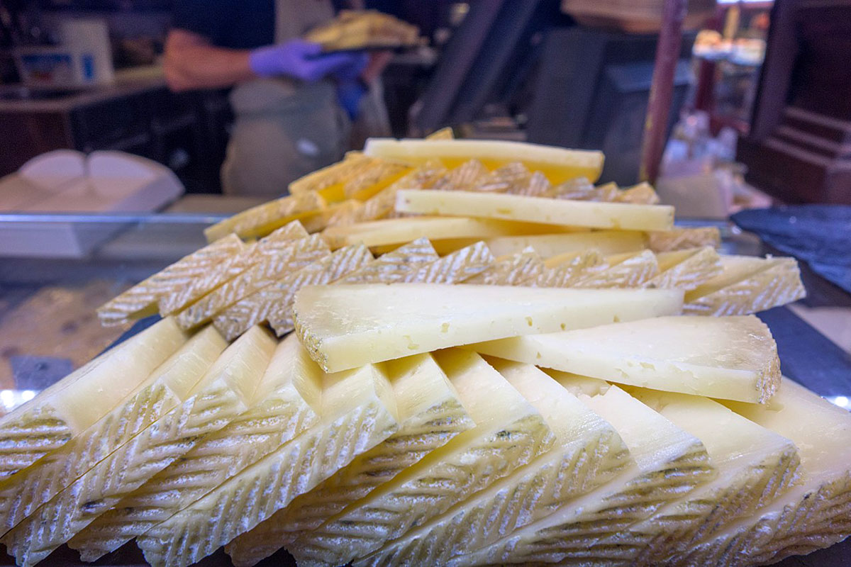 Slises of Spain-s Manchega cheese