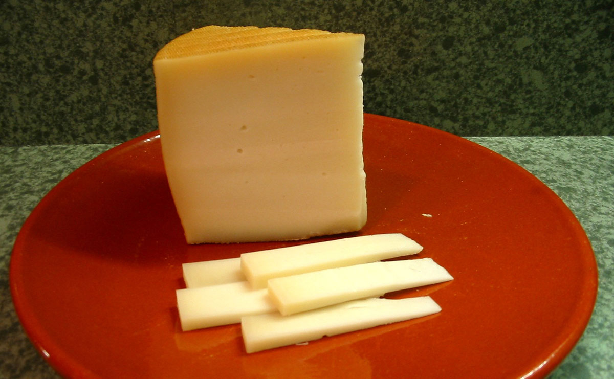 Award winning Idiazábal cheese