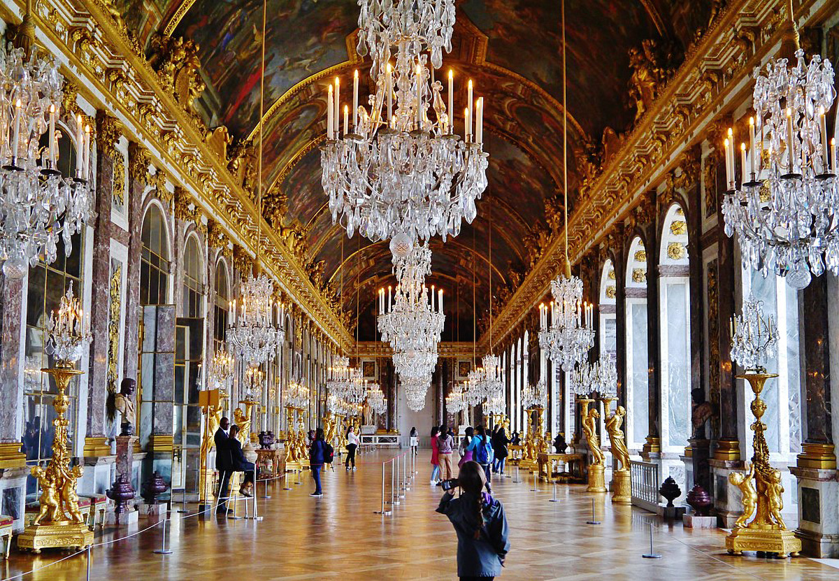 Hall of Mirrors at the Palace of Versailles, France