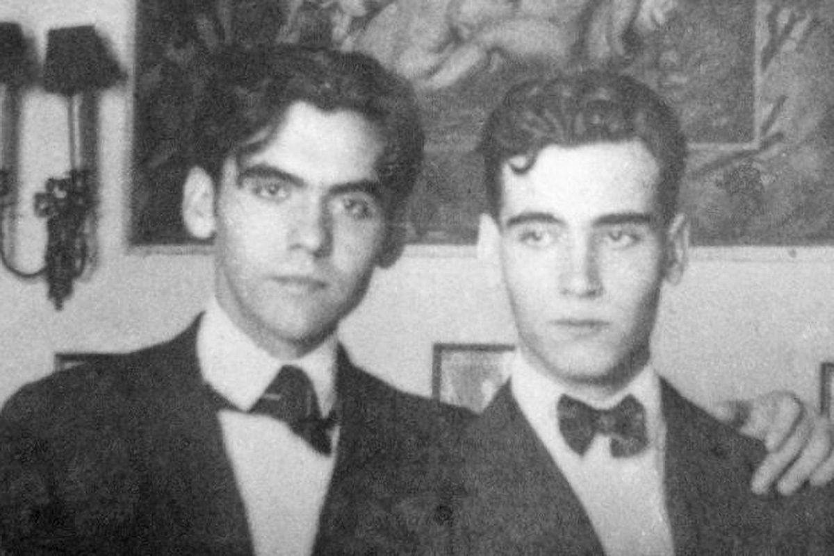 Federico García Lorca with his brother Francisco García