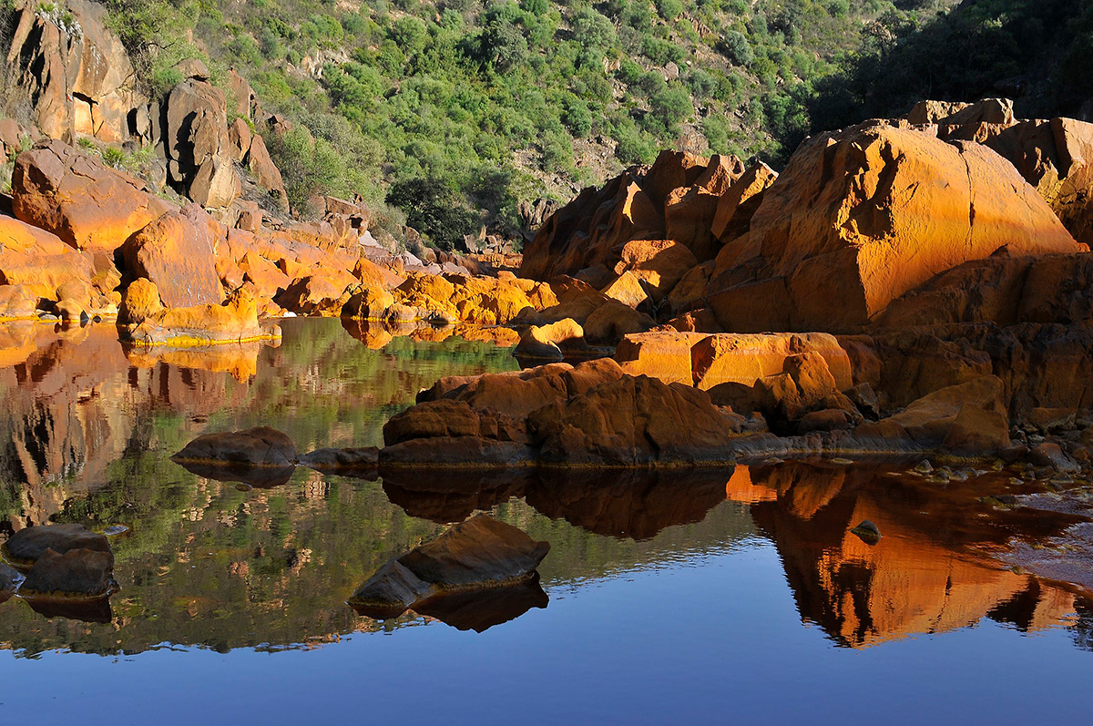 The strikingly colourful landscapes of Rio Tinto